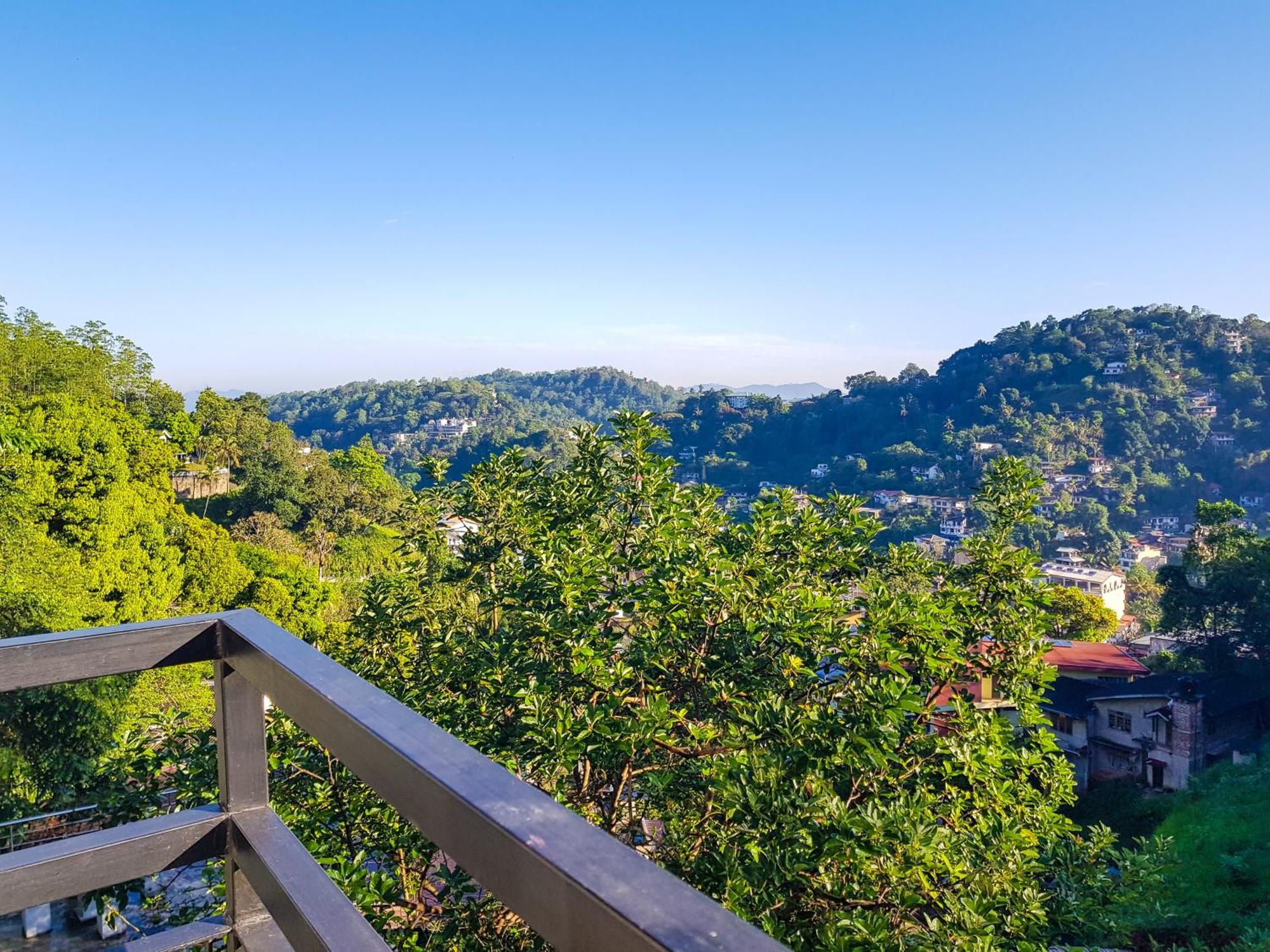 Lush Breeze Otel Kandy Dış mekan fotoğraf