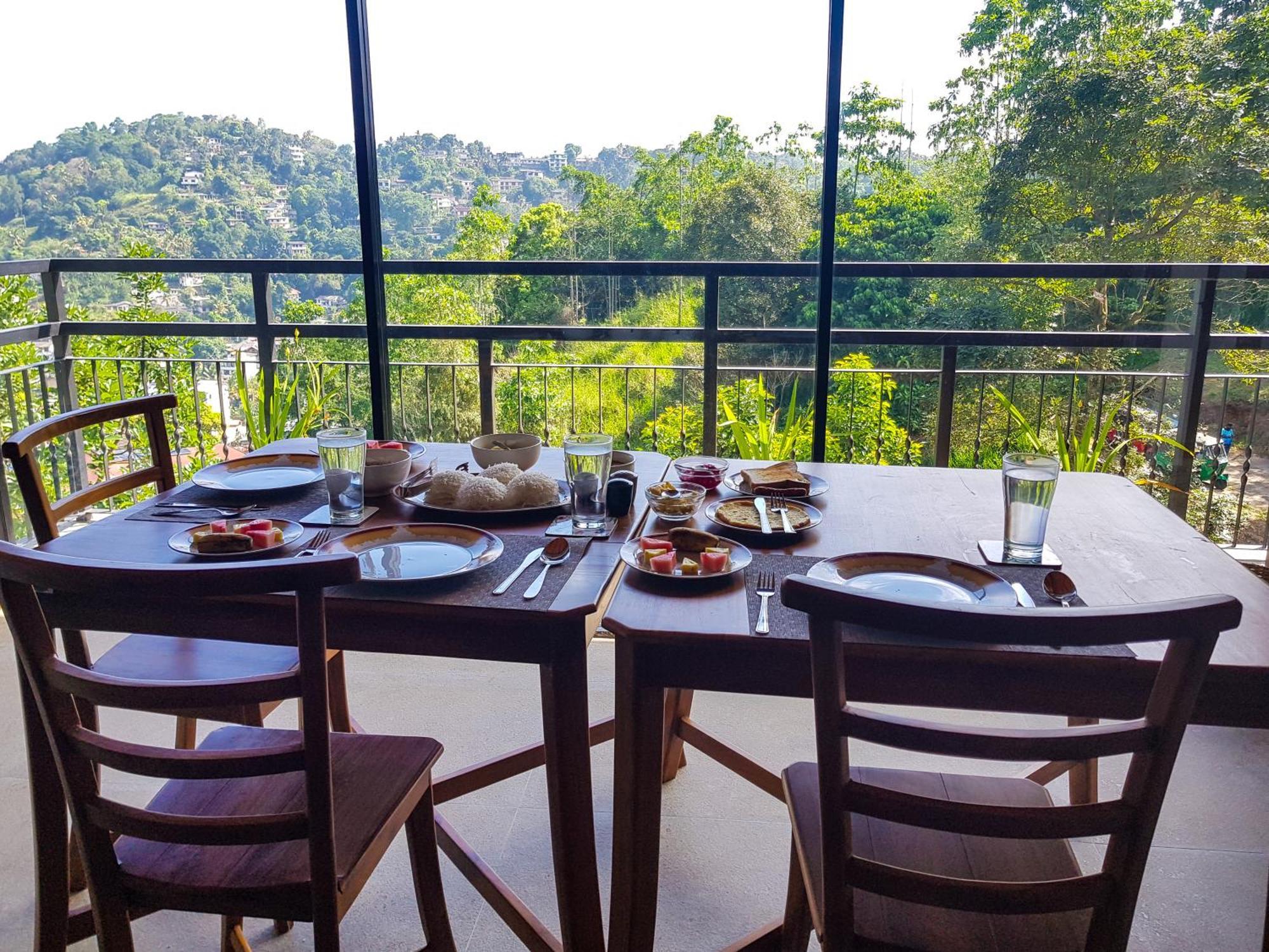 Lush Breeze Otel Kandy Dış mekan fotoğraf